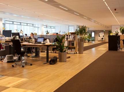 Fraster rød filt løber, DR byen (4)